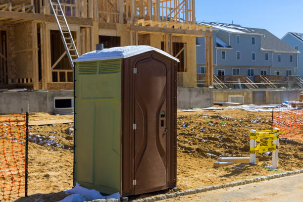 Porta potty delivery and setup in Alamo, TX